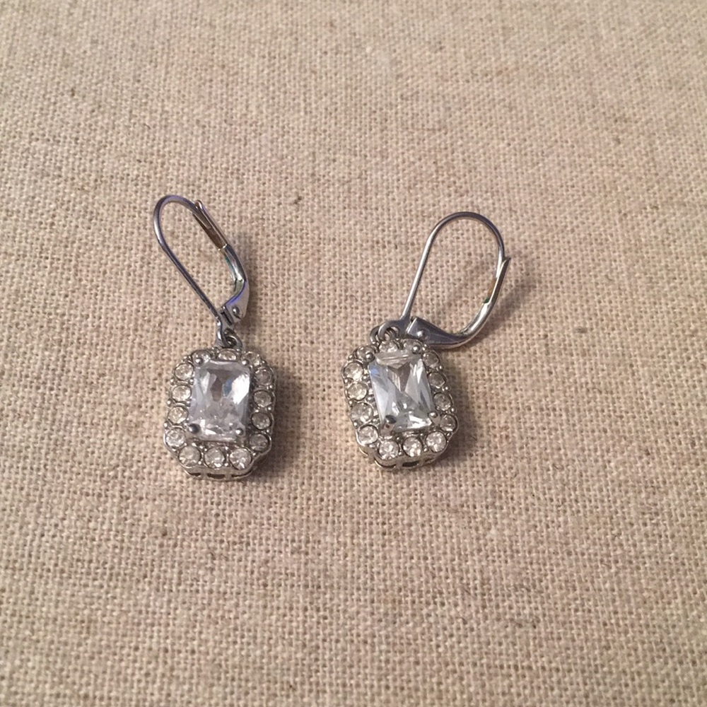 Earring bundle - Picture 3 of 3
